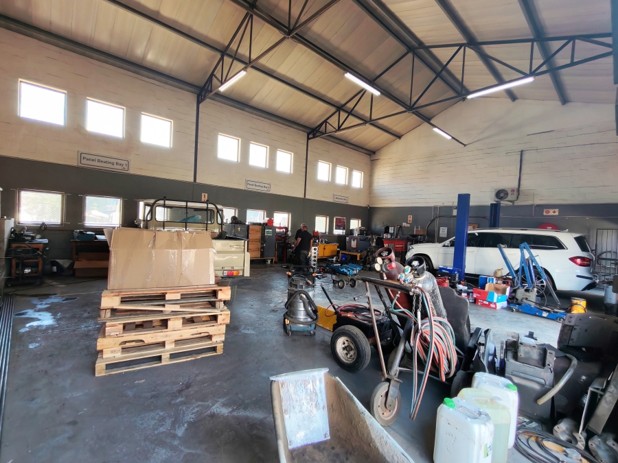 Commercial Property for Sale in Broadlands Western Cape